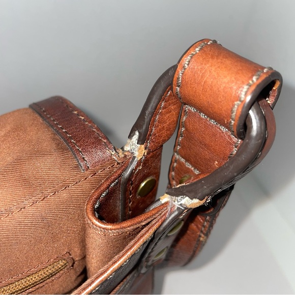 Fossil Brown Leather Messenger Crossbody Flap Saddle Bag - Picture 11 of 14